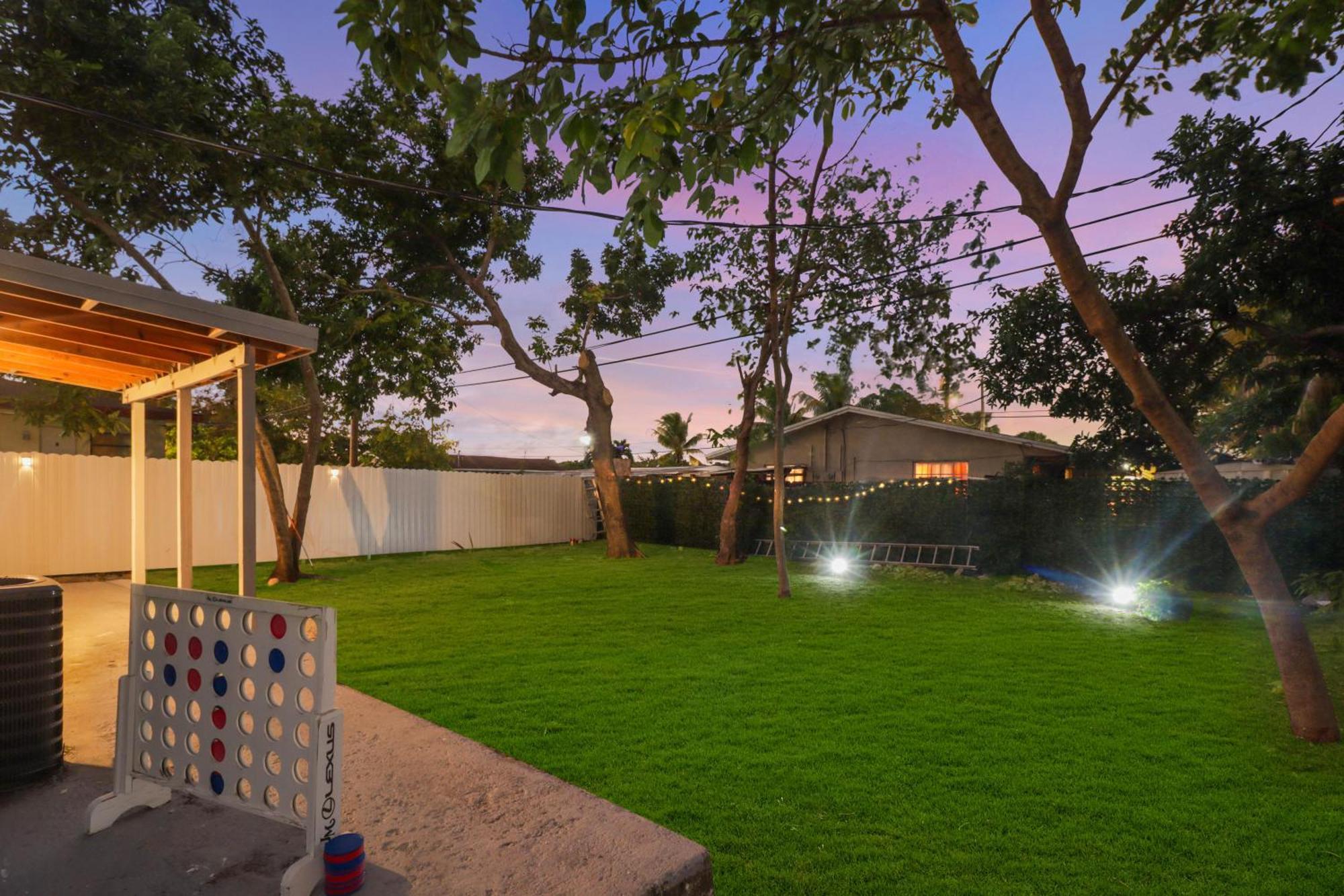 Spacious And Luxurious Home Centrally Located Between Miami And Ft. Lauderdale Miramar Exterior foto